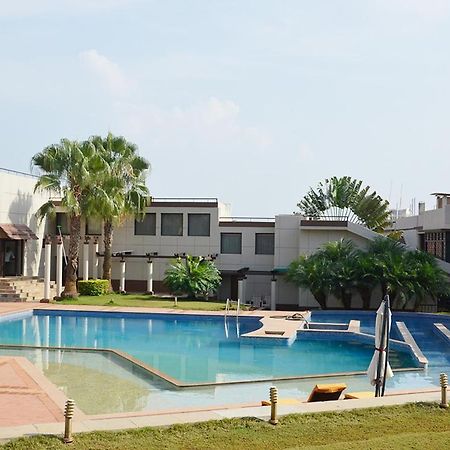 Cotton County Club And Resort Гублі Екстер'єр фото
