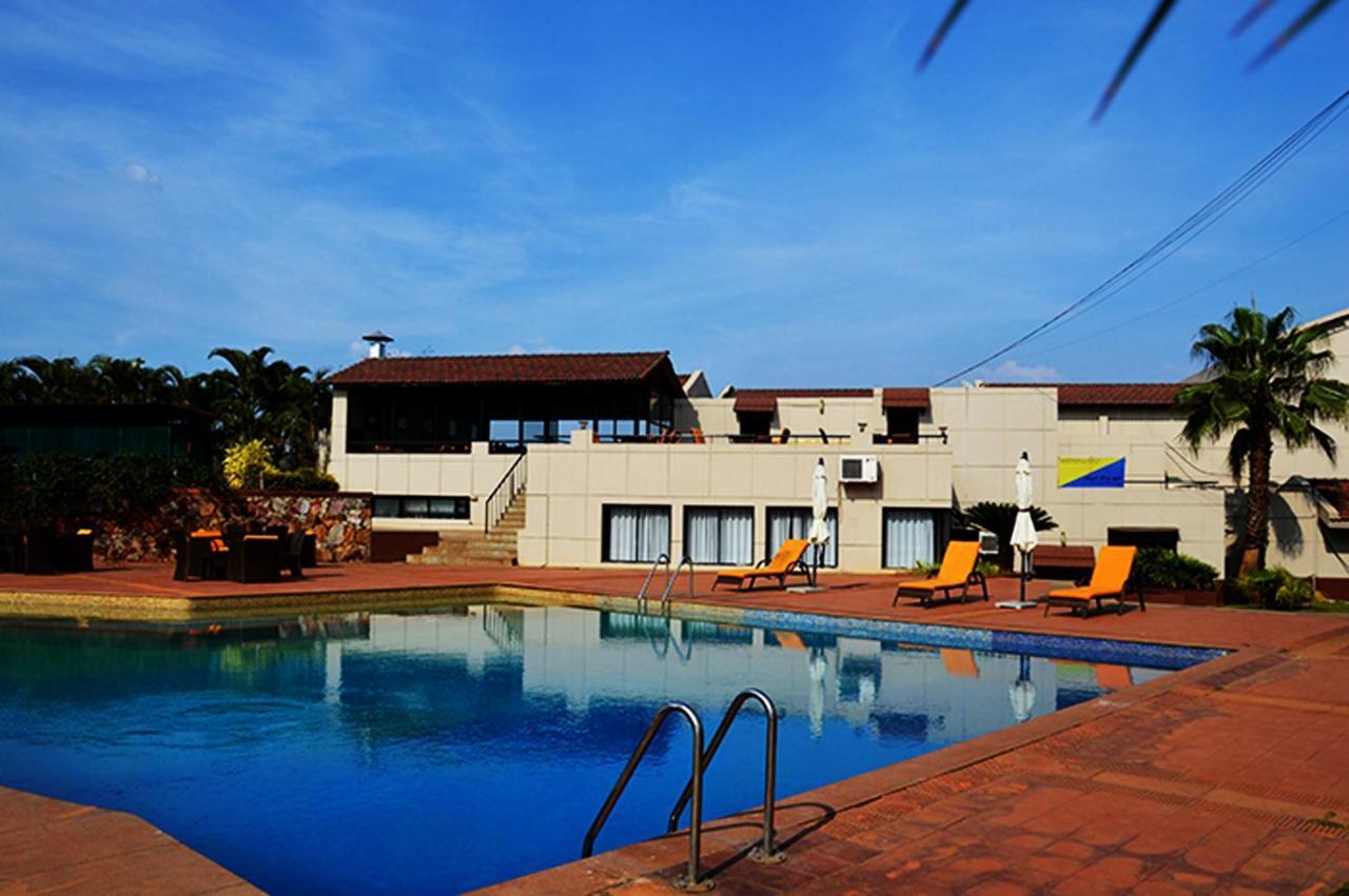 Cotton County Club And Resort Гублі Екстер'єр фото